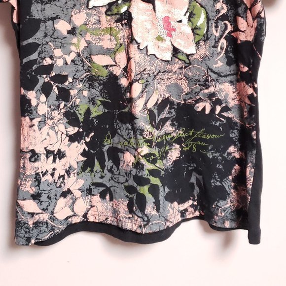 Classic Editions Women's Size  Large Black and Pink Tee-shirt - New - Picture 6 of 7